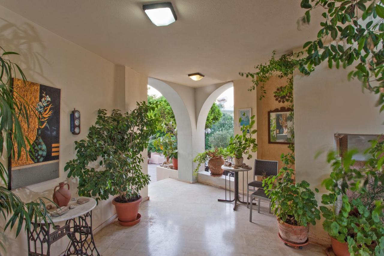 Esperia Apartments プラタネス エクステリア 写真