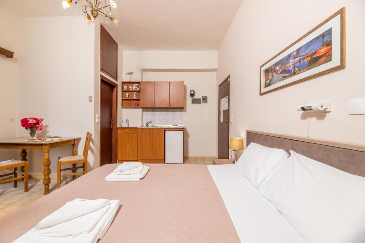Esperia Apartments プラタネス エクステリア 写真