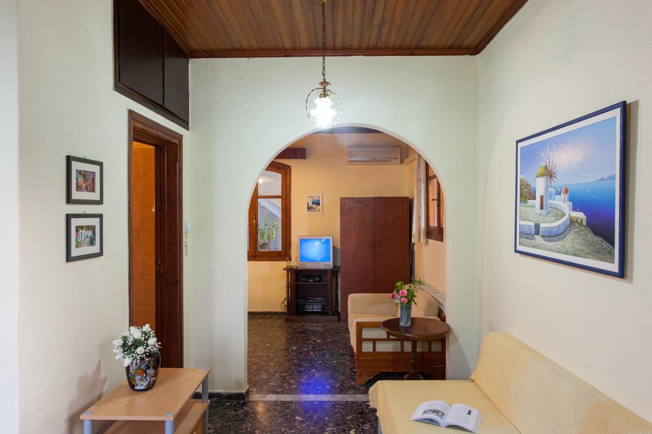 Esperia Apartments プラタネス エクステリア 写真