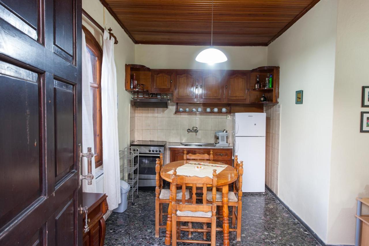 Esperia Apartments プラタネス エクステリア 写真