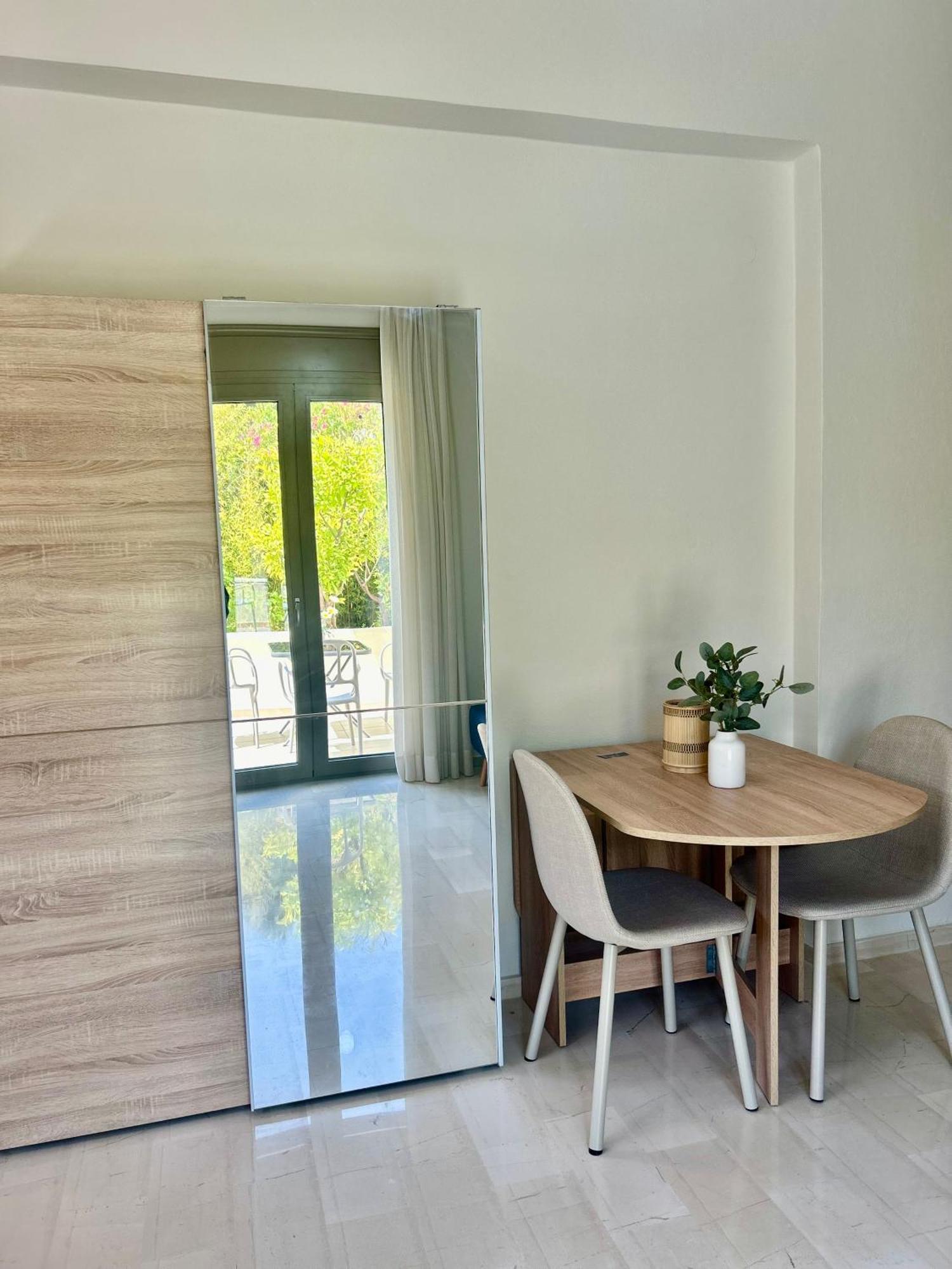 Esperia Apartments プラタネス エクステリア 写真